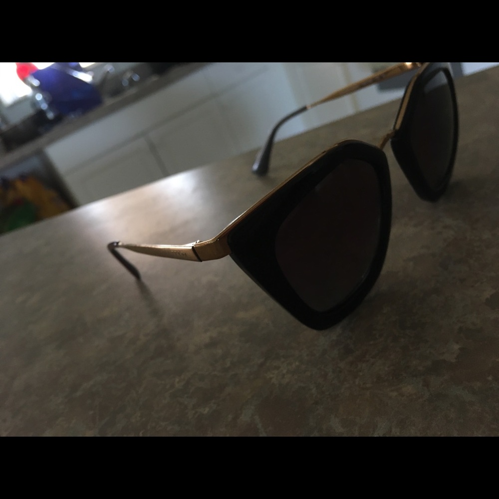 Glasses Prada - Picture 4 of 5